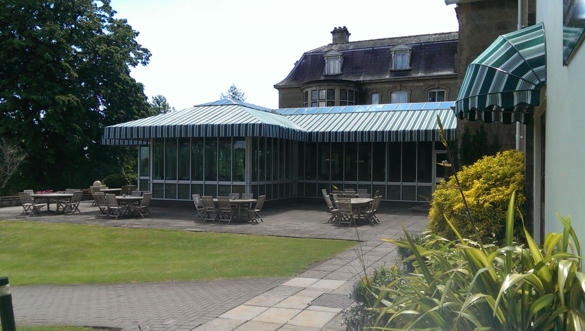 Le Patio Bistro – The Celtic Manor Resort project photo 4